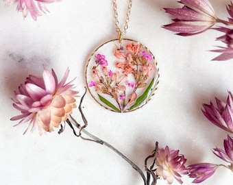 Pressed wild flower pendant necklace on 22k gold plated fine chain / boho chic / pressed flowers / jewellery / floral / birthday