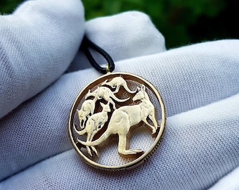 Kangaroo - Handmade pendant made from an Australian 1 Dollar coin - Australia/Oceania