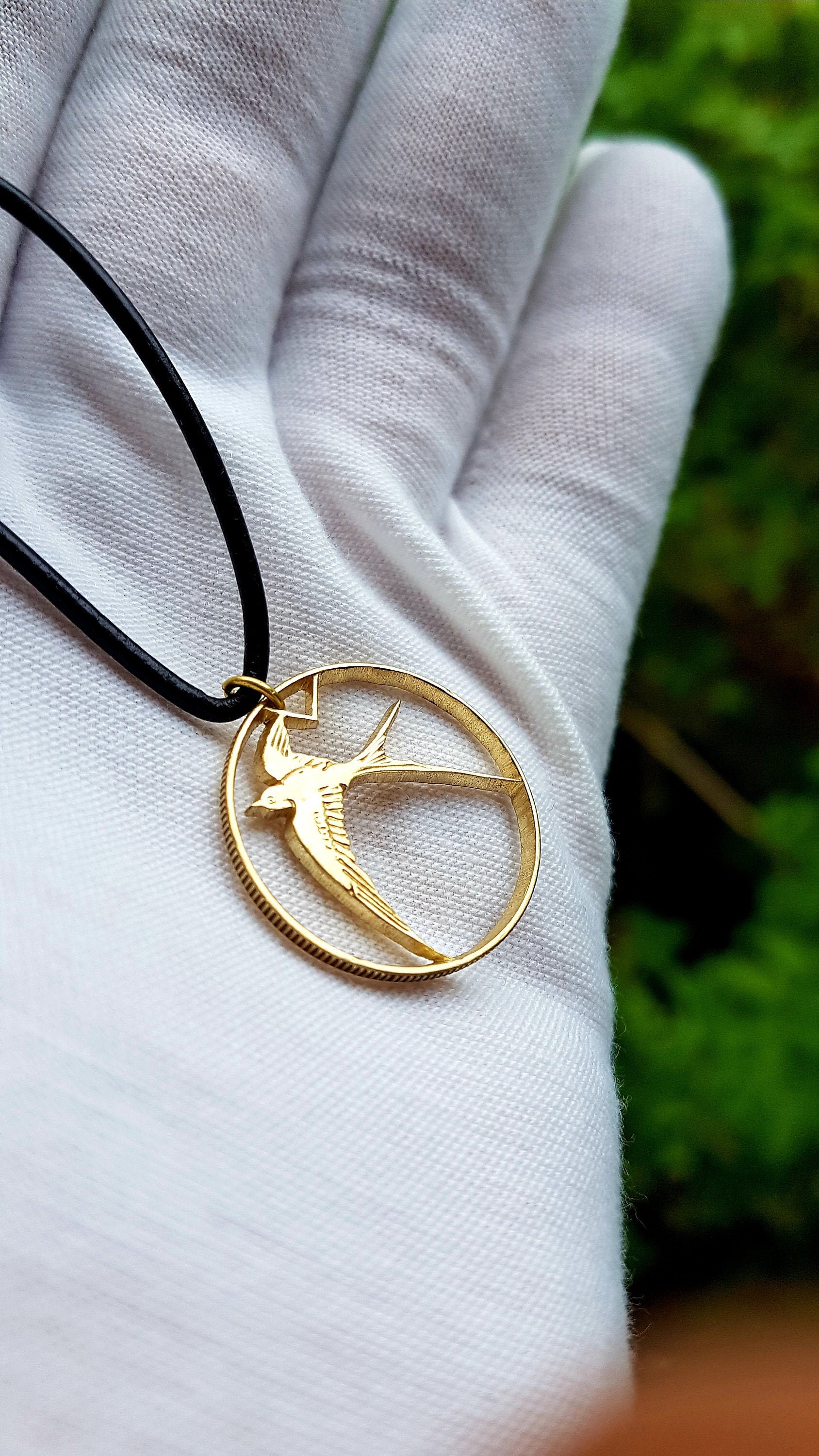 Swallow - Handmade pendant from a Slovenian 2 Tolarjev coin - Europe, Slovenia