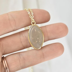 Custom Ashes Memorial Necklace: Resin Keepsake Jewelry