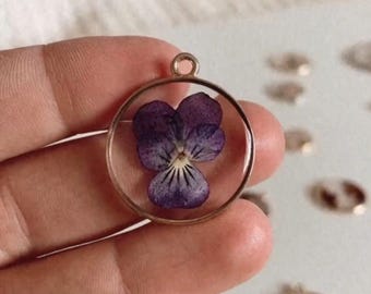 Custom Pressed Flower Charm: Handmade Resin Keepsake with Your Meaningful Flowers (no chain)