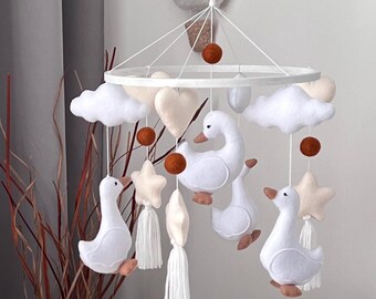 Goose-babymobiel, babymobiel met ganzen, ganswiegmobiel