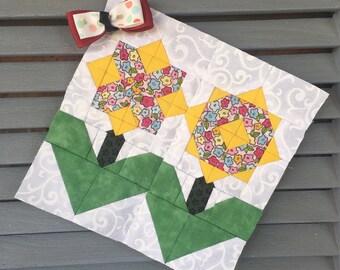 Flower Love  XOXO PDF Quilt Block Pattern: - Includes Instructions for 6 inch and 12 inch Finished Blocks