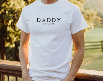 Gepersonaliseerde DADDY EST. JAAR gedrukt zwart, marineblauw, grijs, wit Unisex T-shirt, vaderdag T-shirt, vaderdagcadeau, nieuwe papa verjaardagscadeau