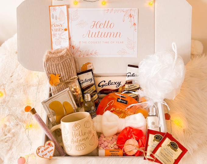 AUTUMN PAMPER HAMPER | Letterbox Gift For Her | Boo Basket | Cosy Self Care Gift | Autumn Gift Box | Halloween Gift Box | Personalised Gift