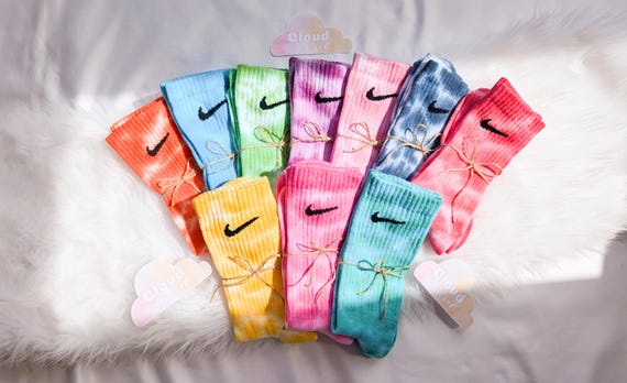 タイダイ柄 NIKE ソックス 10足セット - パープル、ピンク、レッド