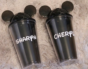 Vaso de Mickey Mouse en blanco