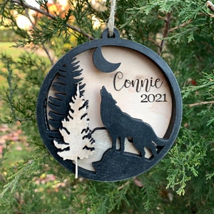 Howling Wolf Laser Cut Ornament, Personalized Ornament, Wolf Lover, Outdoorsman Ornament, Wolf, Wolves, Bead and Board, Made in Iowa