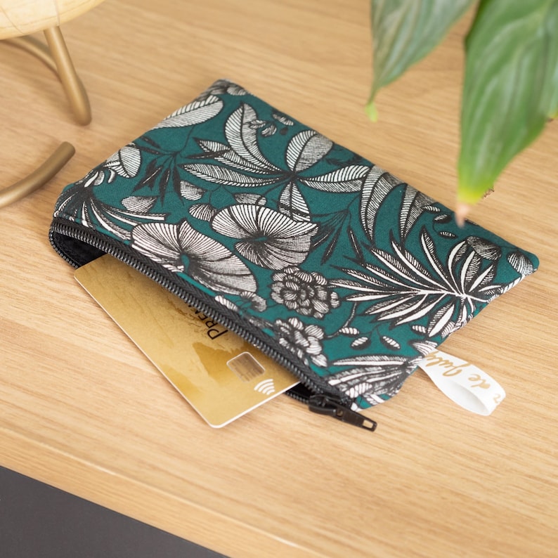 Flat pencil case in organic Tropic fabric image 1