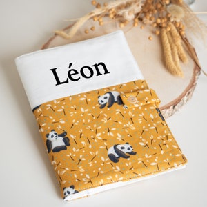 Portada personalizada del libro de salud Panda
