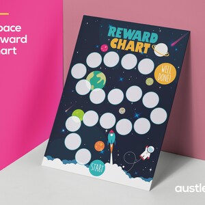 Puede incluir: Un cuadro de recompensas con temática espacial con un cohete, planetas y estrellas. El cuadro tiene 20 círculos para colorear como sistema de recompensas. El texto "REWARD CHART" está en la parte superior del cuadro. El texto "WELL DONE!" está en la parte superior derecha del cuadro. El texto "START" está en la parte inferior izquierda del cuadro.
