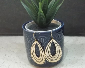 1 Pair of Gold or Silver Drop Dangle Earrings with Light Openwork Prints STAINLESS STEEL, Handmade