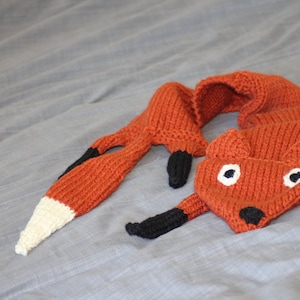 Hand knitted Fox scarf. Fun and perfect for animal lovers. Chunky knit makes Scarf warm and cosy.