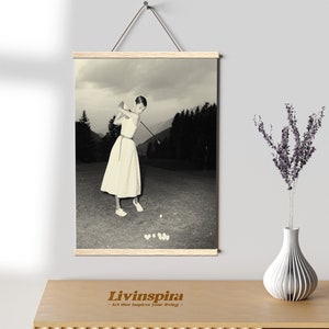 Audrey Hepburn Vintage Golf Poster | Black and White Classic Audrey Hepburn Golf Fashion Wall Art for Living Room Decor - Poster Hanger #91