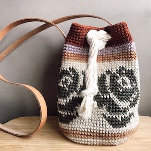 TAPESTRY CROCHET PATTERN. Handbag Roses. Modern Crochet.