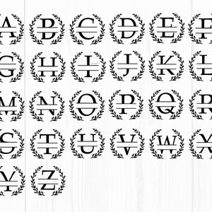 Pode incluir: Um conjunto de 26 designs de letras de monograma em preto e branco. Cada letra &eacute; cercada por uma coroa de folhas e tem uma linha horizontal no meio. As letras s&atilde;o de A a Z.