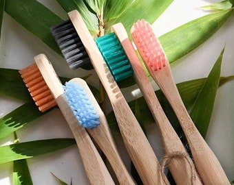Natural Green Eco-friendly Adult Bamboo Toothbrush (5 Pack): Eco Friendly Tootbrush | Biodegradable toothbrush | Eco Friendly Gift
