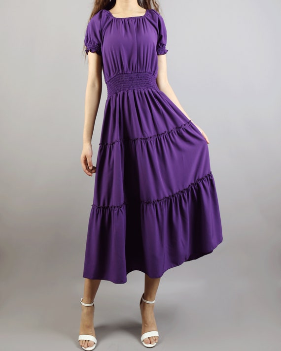 purple flowy midi dress Cecilia Lilac Midi Dress – Safiyaa London main image 0