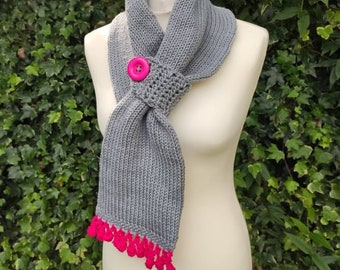 Addi Button Cuff Scarf - Neck Warmer - Cowl - Loops & Threads, Innovation, Sentro, Prym, Loom knitting - Easy Knitting Pattern