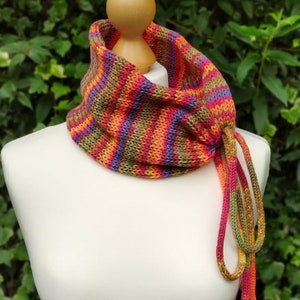 Addi Neck Warmer - Cowl - Loops & Threads, Innovation, Sentro, Prym, I-cord, Embellish Knit, Loom knitting - Easy Knitting Pattern