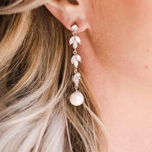 Bridal Pearl Earrings , Bridesmaid Jewelry, Bridesmaid Earrings , Drop Earrings , Rose Gold Wedding Earrings , Leaf Dangle