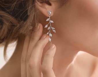 Silver Bridal Earrings | Wedding Earrings | Dangle Earrings | Bridal Jewelry | Bridal Accessories | Bridesmaid Earring | Bridesmaid Jewelry