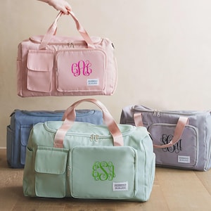 Embroidered Women Travel Bag, Gifts for Mom, Custom Bridesmaid Gift, Personalized Women Duffle Bag, Overnight Bag with Initials