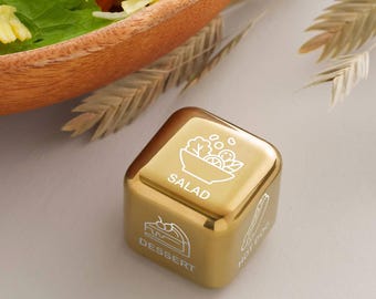 Dado personalizado para escolha de comida, presente para casais, metal gravado para casais, presente para ela, dado para escolha de tipos de comida, dado para comida para viagem.