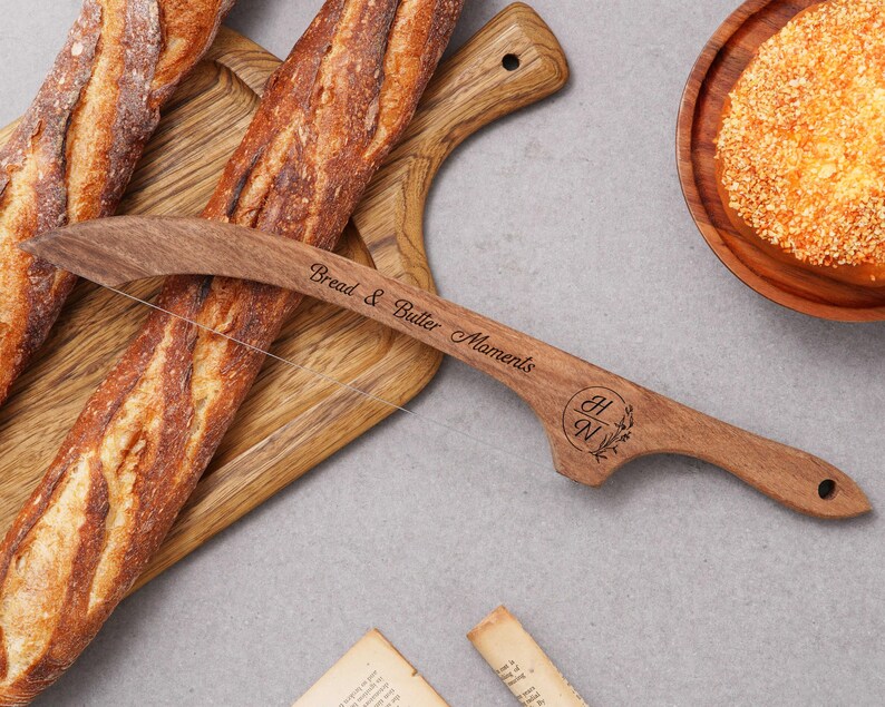 Customized Wood Bread Knife, Gift for Dad, Personalized Sourdough Slicer, Gifts for Her, Bread Bow Knife, Gift for Bakers, Kitchen Tool