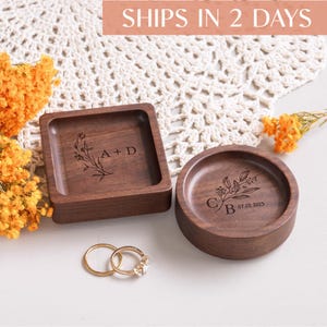 Bandeja para anillos de boda de madera de nogal, bandeja para anillos de madera redonda personalizada, soporte para anillos de compromiso, bandeja para anillos de boda, regalo de boda, regalo para fiesta nupcial
