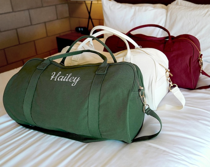 Custom Bridesmaid Gifts Duffle Bag, Mothers Day Gift, Bridal Shower, Bachelorette Party, Weekender Bag, Overnight Bag, Carry on Bag [W]