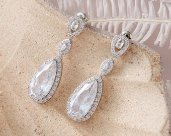 Bridal Earrings , Wedding Earrings , Dangle Earrings , Bridal Jewelry , Bridal Accessories , Bridesmaid Earrings , Bridesmaid Jewelry