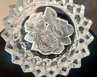 Cendrier en verre rose nid d'abeille Starburst atomique des années 1950 - Vide-poches vintage en cristal au plomb lourd - Fabriqué aux États-Unis