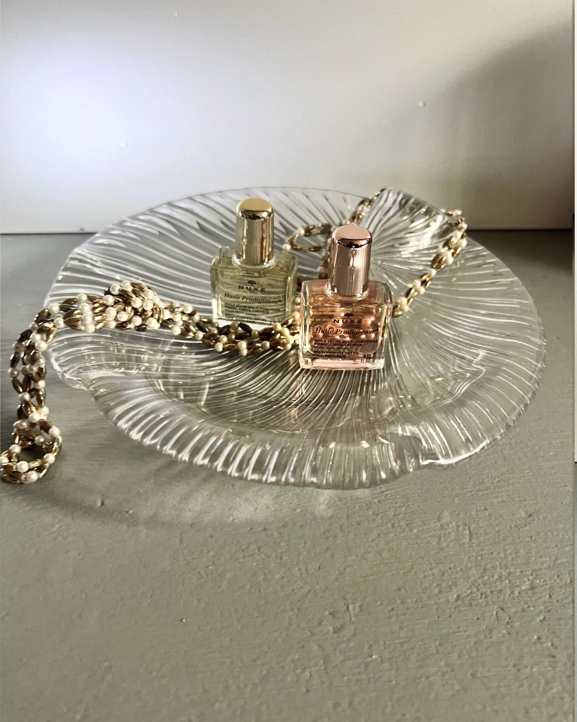 Set of 2 Vintage Pukeberg Glass Bowls: Swedish Clam Shell Dishes