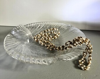 Set of 2 Vintage Pukeberg Glass Bowls: Swedish Clam Shell Dishes