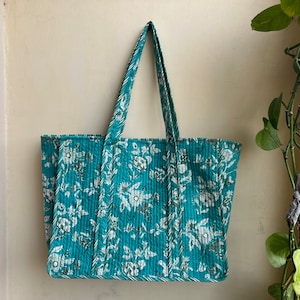 Gesteppte Baumwolle handbedruckt reversibel große mehrfarbige Blumen Einkaufstasche Umweltfreundliche nachhaltige robuste Einkaufstasche handgemachte Boho Tasche