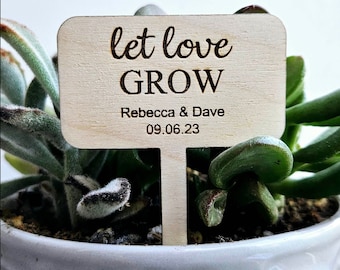 Wooden Let Love Grow Plant Tag, Bridal Shower Favor Tag, Wedding Favor Tag, Custom Plant Tag, Plant Favor Tag