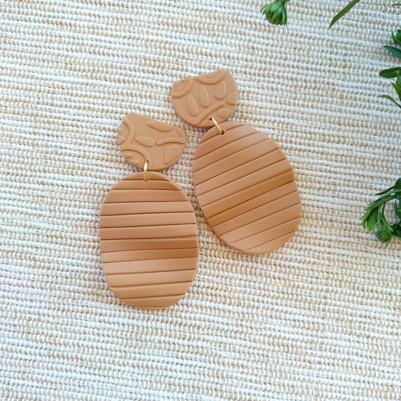 Camel MARIA dangles Handmade clay earrings Statement dangle earrings Beige Burgundy Peach Teal Oval clay earrings