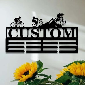 Gepersonaliseerde medaillehouder fietsprijs, aangepaste medaillehanger naam fietser, 12 sporten voor medailles en linten, medailleweergave Dirt Bike Racing Award