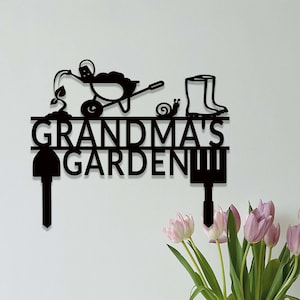 Custom Garden Sign Stake,Metal Gardening Sign,Personalized Garden Stake,Yard Stake Sign,Yard Decor,Gardener Name Sign,Mom&#39;s Garden Sign