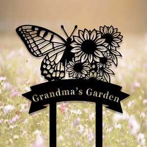 Custom Butterfly Garden Stake,Butterfly Sunflowers Metal Garden Sign,Personalized Gardener Name Sign,Garden Art,Metal Yard Art,Garden Decor