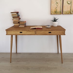 Bureau /Bureau en pin massif avec 2 tiroirs / Table 4 pieds / table de bureau / bureau image 1