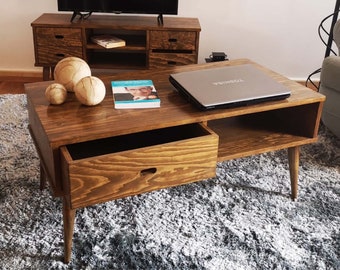 Coffee table / Solid pine wood / Coffee tables and auxiliaries / Handmade Rustic Coffee Table / Ref. 0090 / Handmade by Dvalenti Furniture