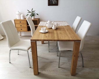 Massief houten tafel, voor eetkamer of keuken / Ref. 00111 /Handgemaakt in Toledo door DValenti Furniture