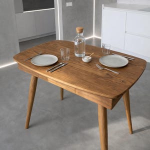 Mebel z Litego Drewna Sosnowego – Ręcznie Wykonany – Naturalne Wykończenie | Ref. 00230