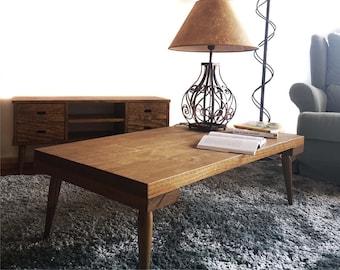 Table basse/ Table basse rustique faite main/ Bois de pin massif/ Réf. 0088 / Fait main à Tolède par DValenti Furniture