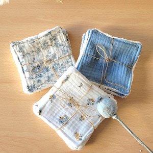 washable wipes in cotton gauze and bamboo micro sponge, soft and ecological for delicate baby hygiene or makeup removal