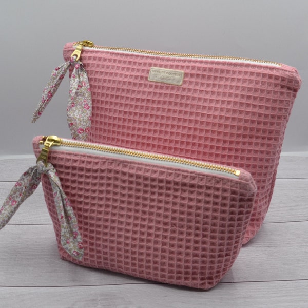 Trousse de toilette femme, en nid d'abeille rose et tissu Liberty Eloïse, cadeau pour femme