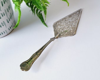 Large Grenadier Silver Plated Pie Slice / Cake Slice - 28 cm Length