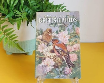 Vintage "A Second Book of British Birds and Their Nests" A Ladybird Senior Book - Possibly First Edition
